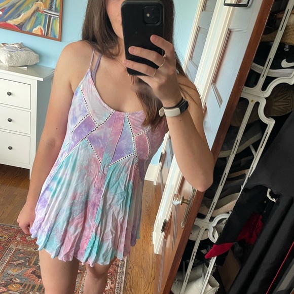 LF Tye-Die Mini Dress - Picture 4 of 4